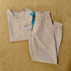 Figs Boulder High Waisted Jogger and Scrub top Set